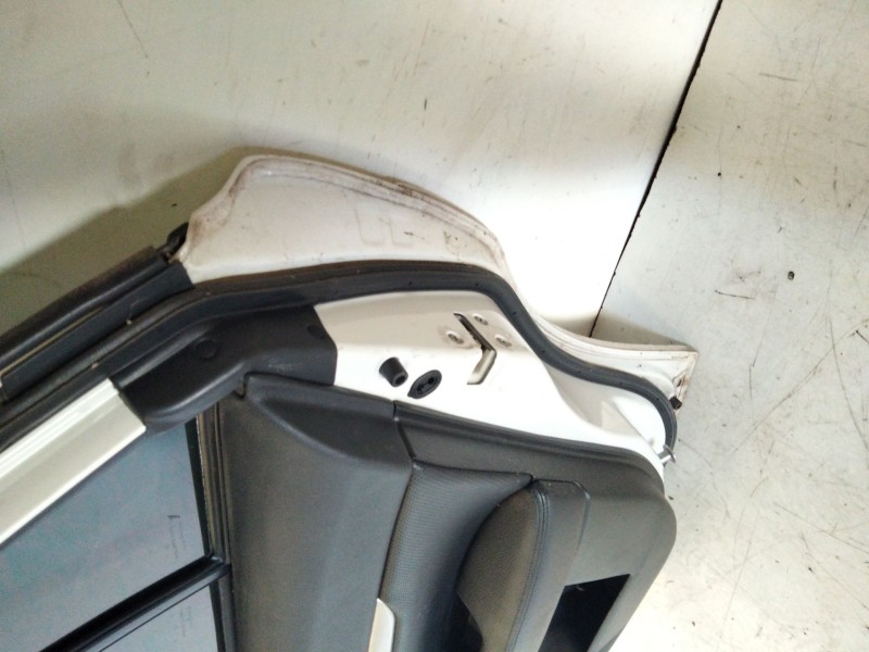 Recambio de puerta trasera derecha para subaru legacy kombi/outback b14 premium referencia OEM IAM   