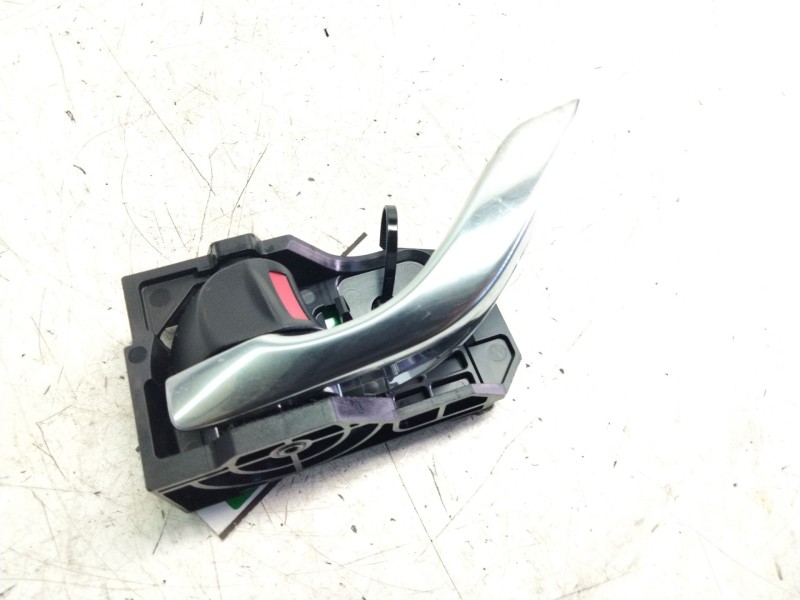 Recambio de maneta interior trasera izquierda para mazda cx-5 2.0 cat referencia OEM IAM T8315KD53  