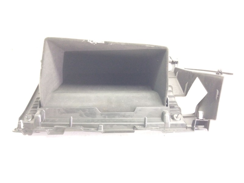 Recambio de guantera para mazda cx-5 2.0 cat referencia OEM IAM KB7W64261  