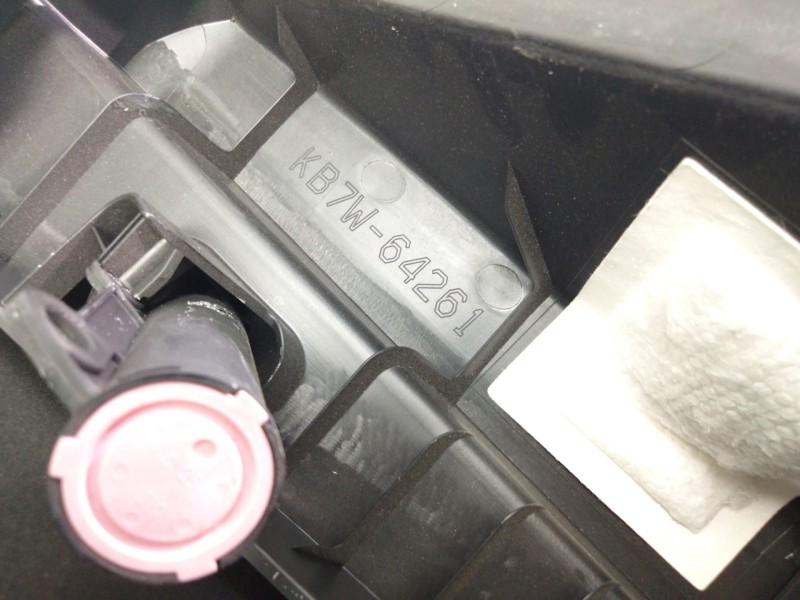 Recambio de guantera para mazda cx-5 2.0 cat referencia OEM IAM KB7W64261  