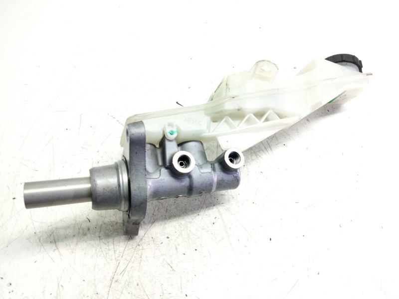 Recambio de bomba freno para mazda cx-5 2.0 cat referencia OEM IAM KD3443550  
