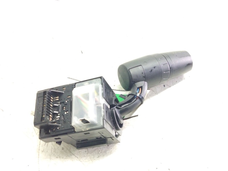 Recambio de mando luces para mazda cx-5 2.0 cat referencia OEM IAM 17J686  