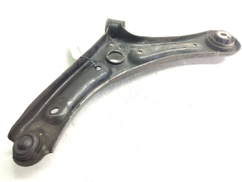 Recambio de brazo suspension inferior delantero derecho para ford ecosport titanium referencia OEM IAM   