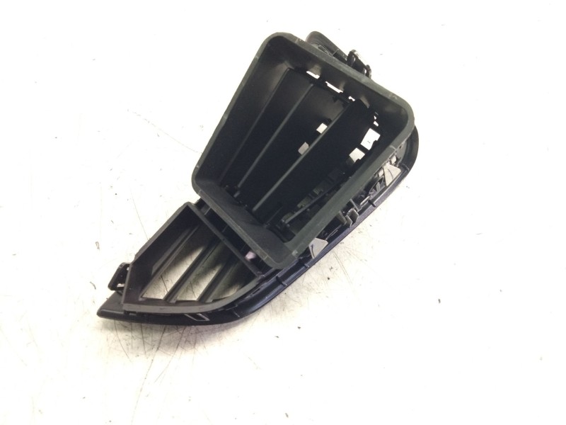 Recambio de aireador izquierdo para ford ecosport titanium referencia OEM IAM DN1BN018B09  