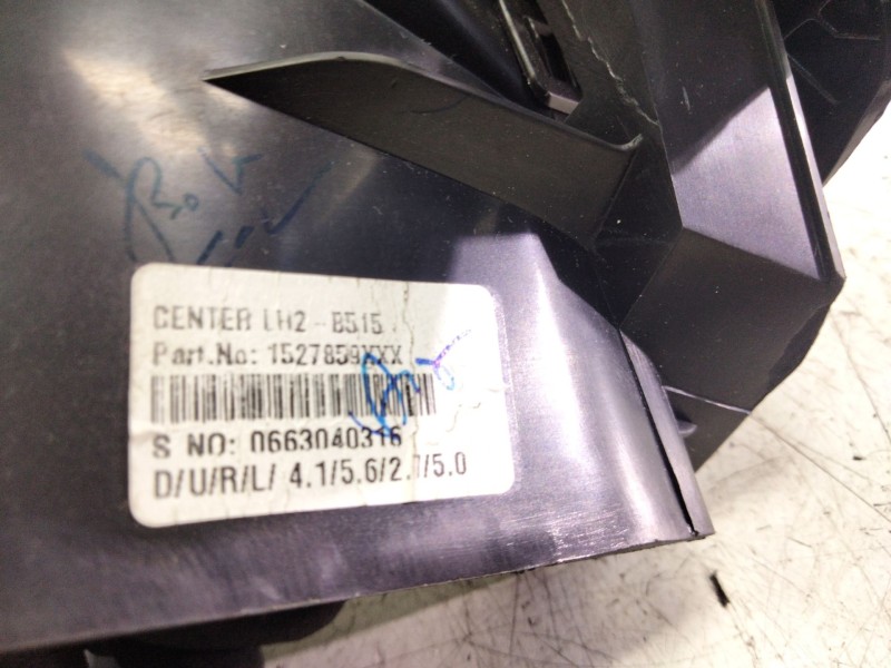 Recambio de aireador central para ford ecosport titanium referencia OEM IAM 1527959XXX  