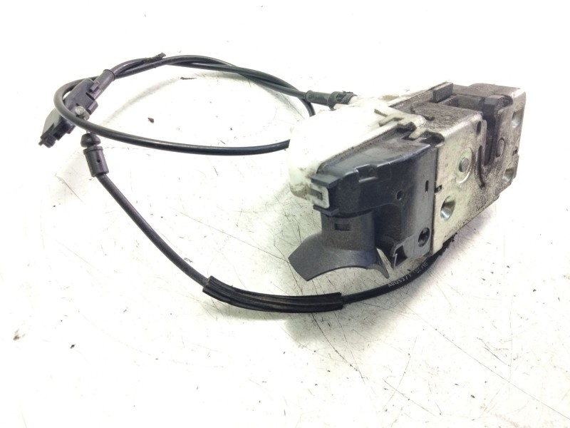 Recambio de cerradura puerta delantera izquierda para renault twingo authentique referencia OEM IAM 384978  