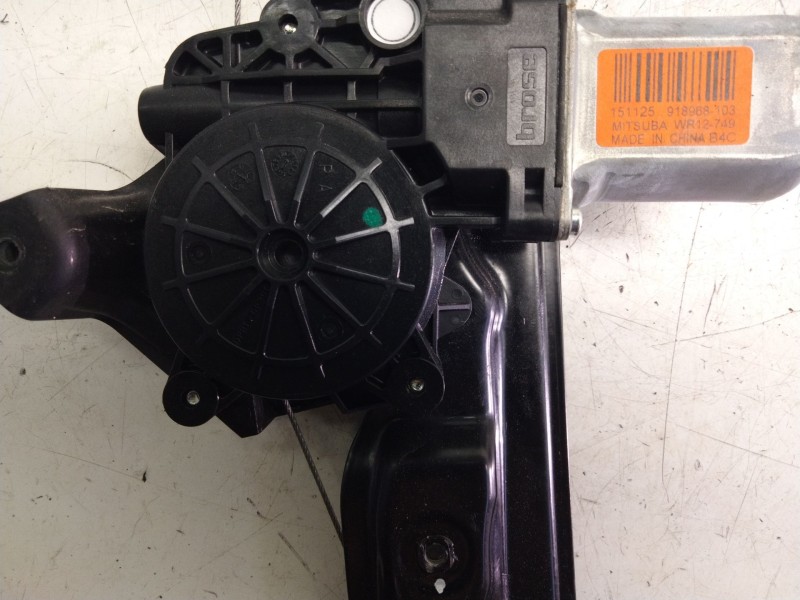 Recambio de elevalunas delantero derecho para ford ecosport titanium referencia OEM IAM CN15A27000CB  