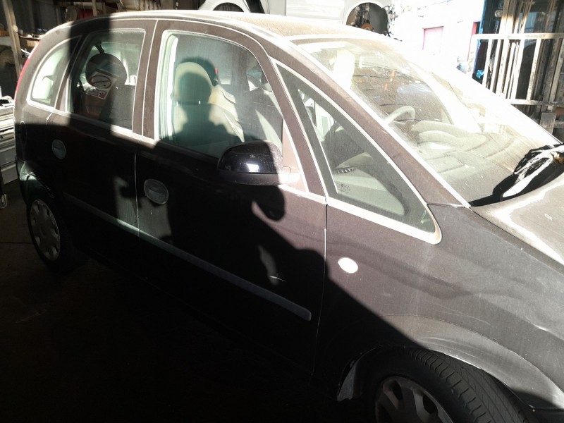opel meriva del año 2004