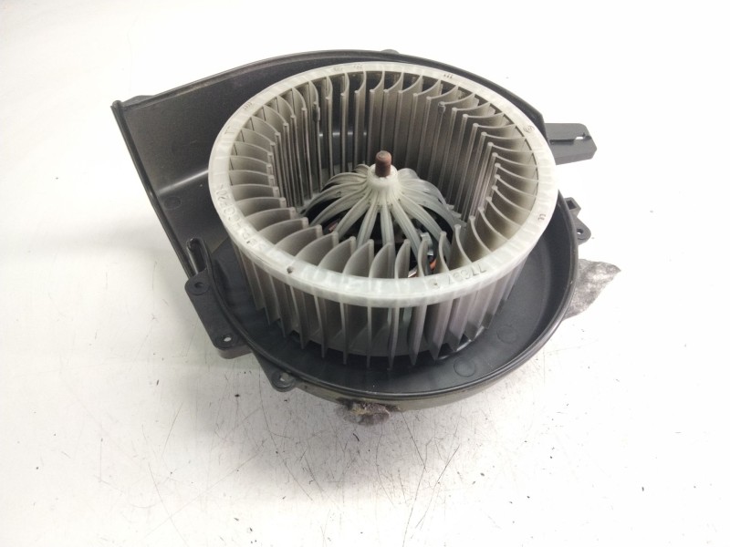 Recambio de motor calefaccion para audi a1 (8xk) 1.0 tfsi referencia OEM IAM 6R1819015A  