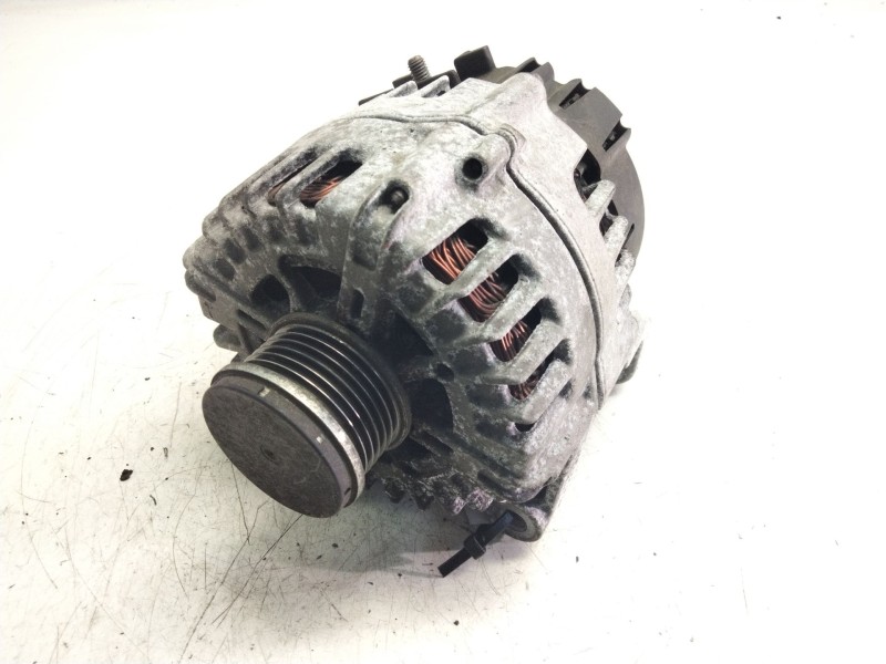 Recambio de alternador para bmw serie 3 berlina (e90) 2.0 16v diesel referencia OEM IAM 8507624  