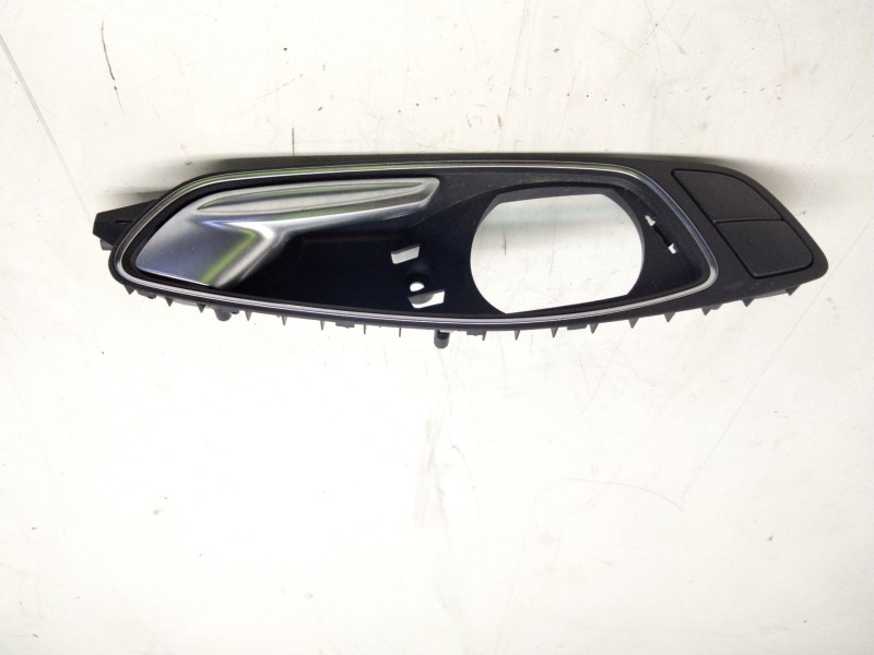 Recambio de maneta interior delantera derecha para audi a1 (8xk) 1.0 tfsi referencia OEM IAM 6k20GF10  