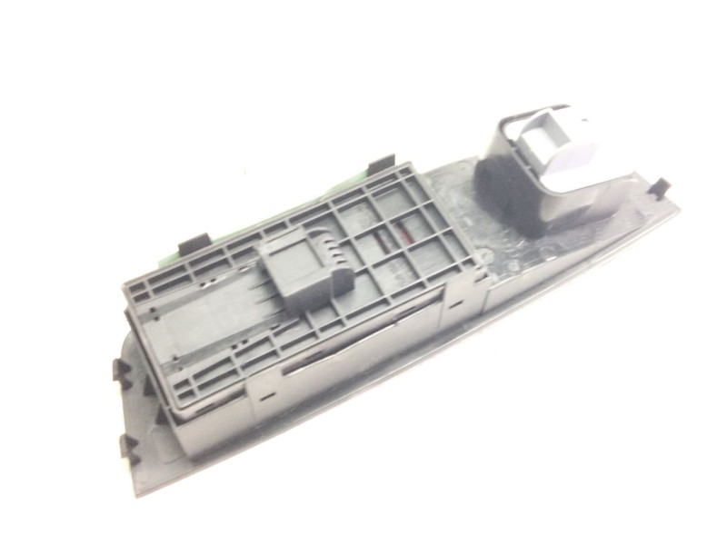 Recambio de mando elevalunas delantero izquierdo para audi a1 (8xk) 1.0 tfsi referencia OEM IAM 8X4959521A  