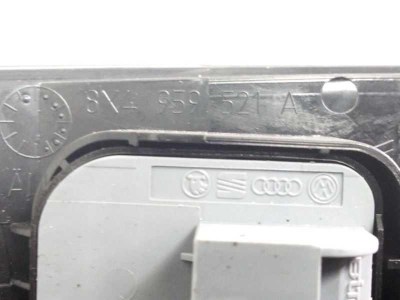 Recambio de mando elevalunas delantero izquierdo para audi a1 (8xk) 1.0 tfsi referencia OEM IAM 8X4959521A  