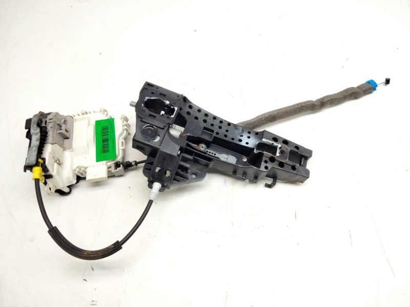Recambio de cerradura puerta trasera derecha para audi a1 (8xk) 1.0 tfsi referencia OEM IAM   