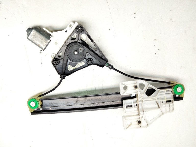 Recambio de elevalunas trasero derecho para audi a1 (8xk) 1.0 tfsi referencia OEM IAM 8X4839462A  