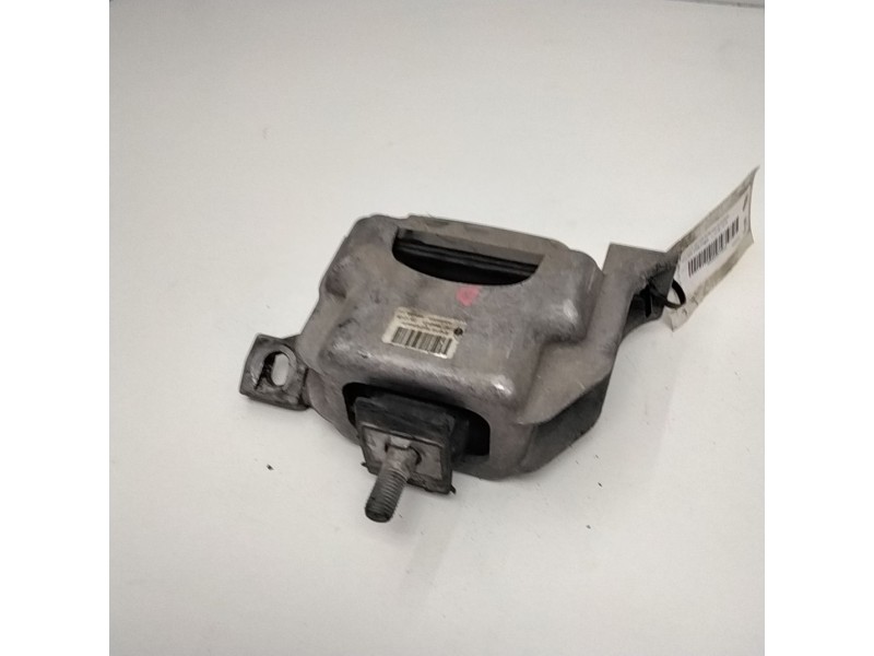 Recambio de soporte motor derecho superior para mini mini (r56) cooper referencia OEM IAM 677864501  