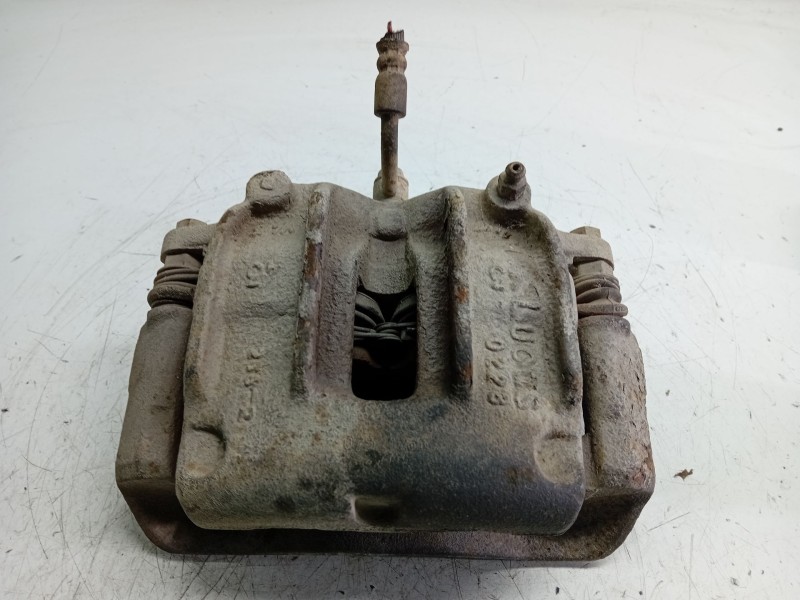 Recambio de pinza freno delantera derecha para nissan terrano/terrano.ii (r20) elegance referencia OEM IAM   