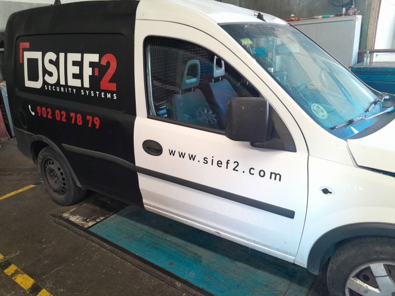 opel combo (corsa c) del año 2008