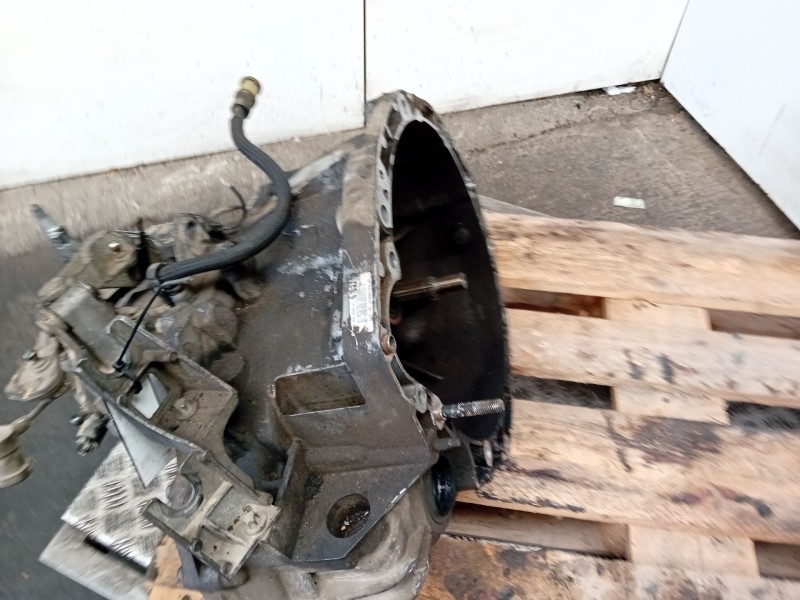 Recambio de caja cambios para renault scenic ii 1.9 dci diesel referencia OEM IAM 0008200128325  