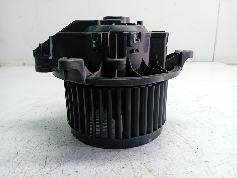 Recambio de motor calefaccion para ford ecosport titanium referencia OEM IAM AV1119846AB  