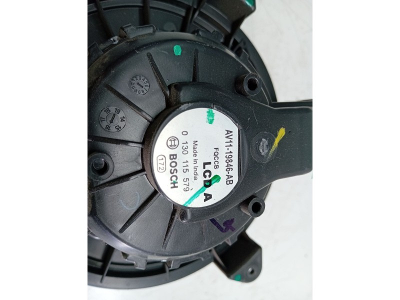 Recambio de motor calefaccion para ford ecosport titanium referencia OEM IAM AV1119846AB  