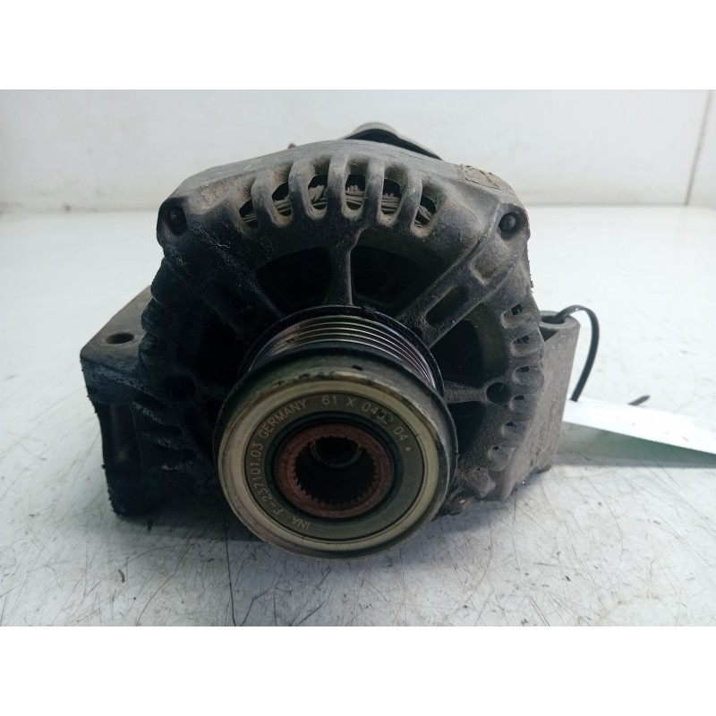 Recambio de alternador para opel combo (corsa c) 1.3 16v cdti referencia OEM IAM 46823547  