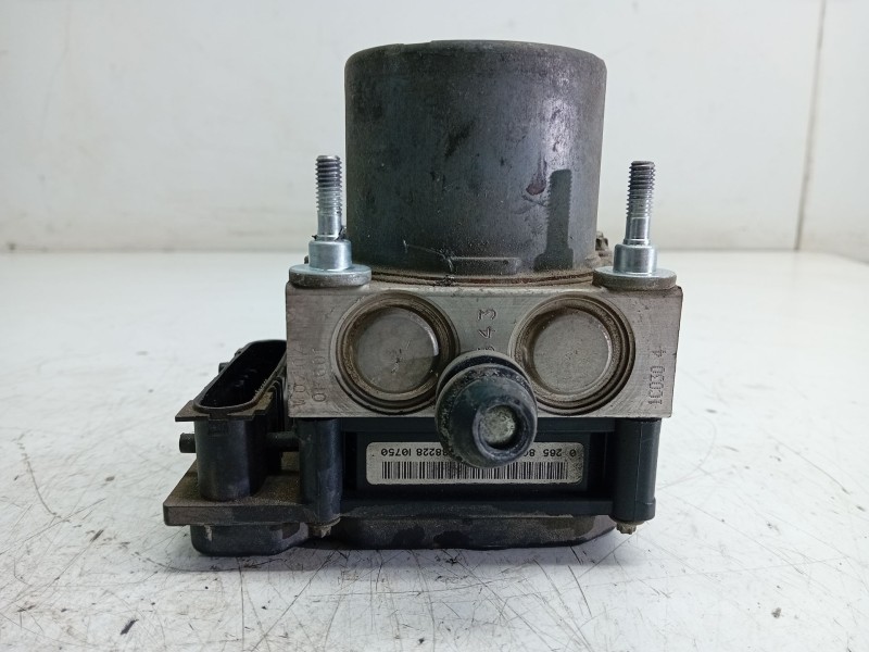 Recambio de abs para opel combo (corsa c) 1.3 16v cdti referencia OEM IAM 0265800770  