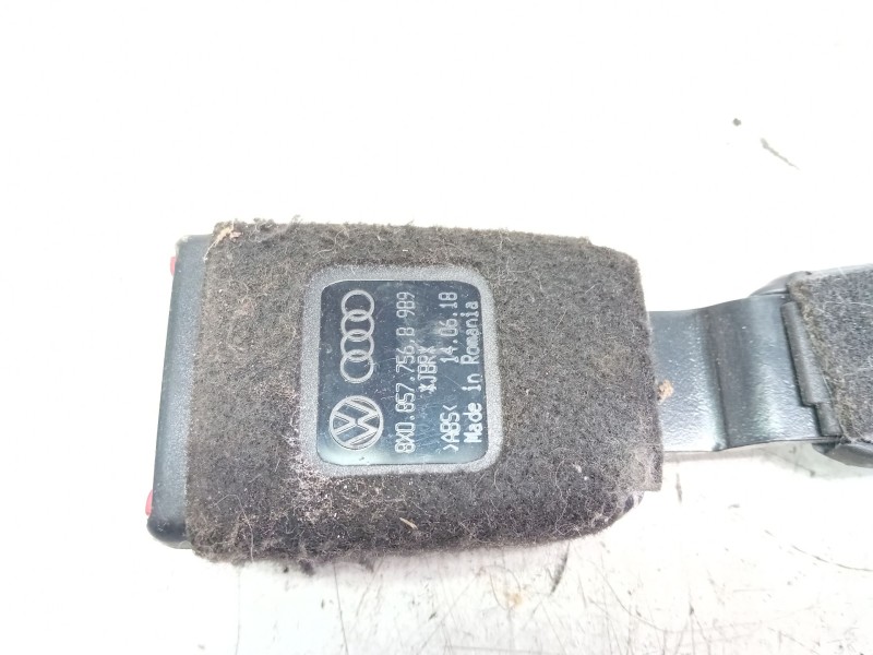 Recambio de enganche delantero derecho para audi a1 (8xk) 1.0 tfsi referencia OEM IAM   