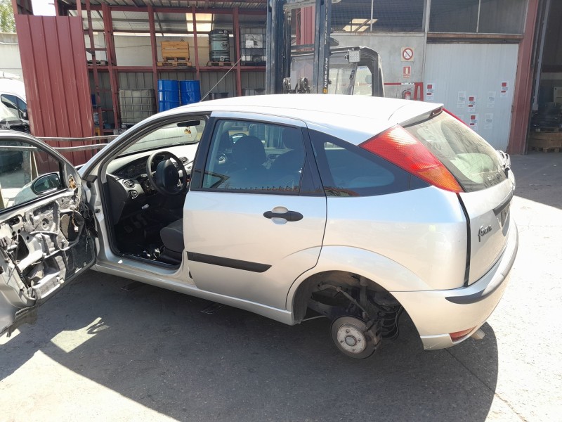 ford focus berlina (cak) del año 2003