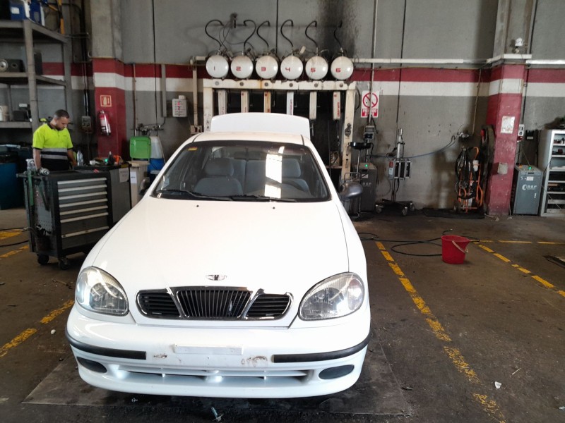 daewoo lanos del año 1999