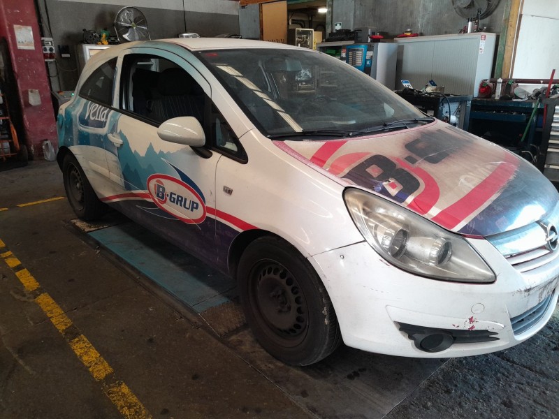 opel corsa d del año 2007
