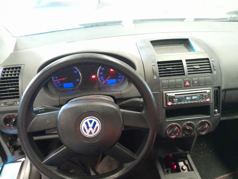 volkswagen polo (9n1) del año 2002