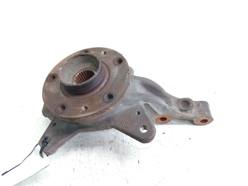 Recambio de mangueta delantera derecha para renault kangoo 1.5 dci diesel fap referencia OEM IAM   