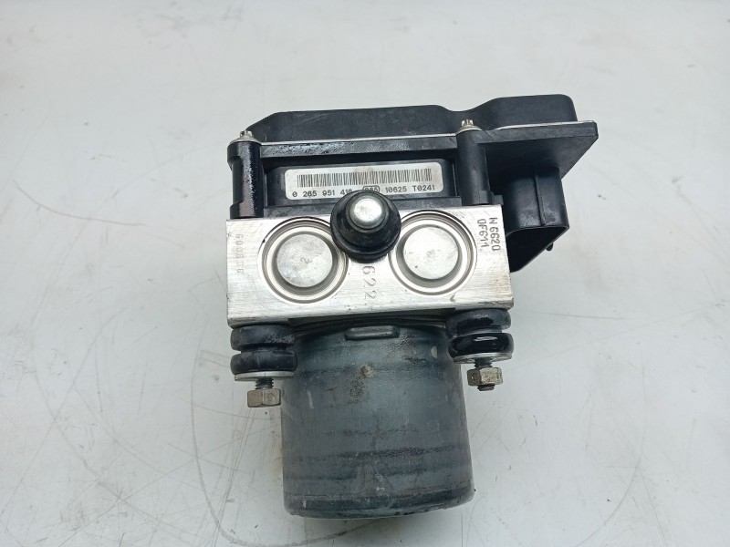 Recambio de abs para citroen c5 berlina exclusive referencia OEM IAM 0265951416  