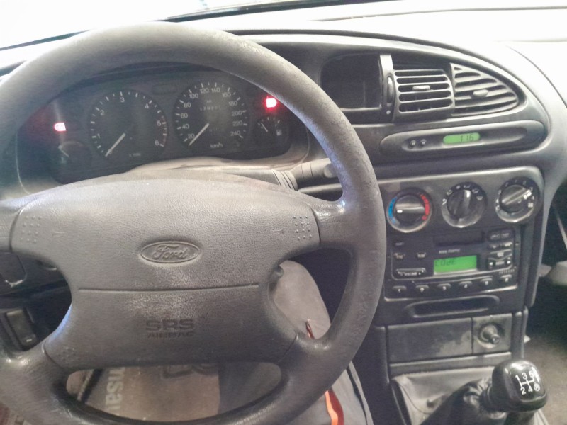 ford mondeo berlina (gd) del año 1997