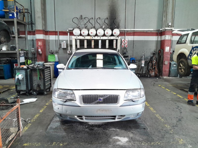 volvo s80 berlina del año 1999