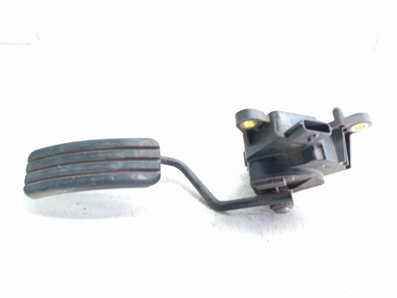 Recambio de pedal acelerador para renault kangoo 1.5 dci diesel fap referencia OEM IAM 8200436864  