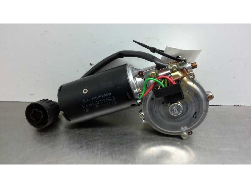 Recambio de motor elevalunas delantero derecho para bmw serie 3 berlina (e30) referencia OEM IAM 0390241417  117728