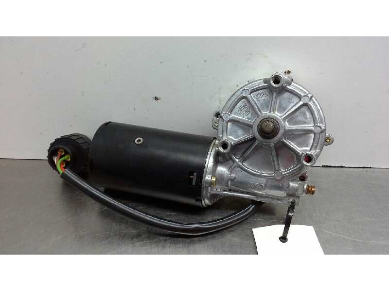 Recambio de motor elevalunas delantero derecho para bmw serie 3 berlina (e30) referencia OEM IAM 0390241417  117728