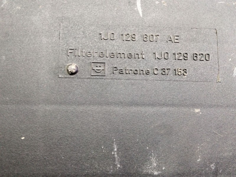 Recambio de caja filtro de aire para seat toledo (1m2) 1.9 tdi referencia OEM IAM 1J0129607AE  