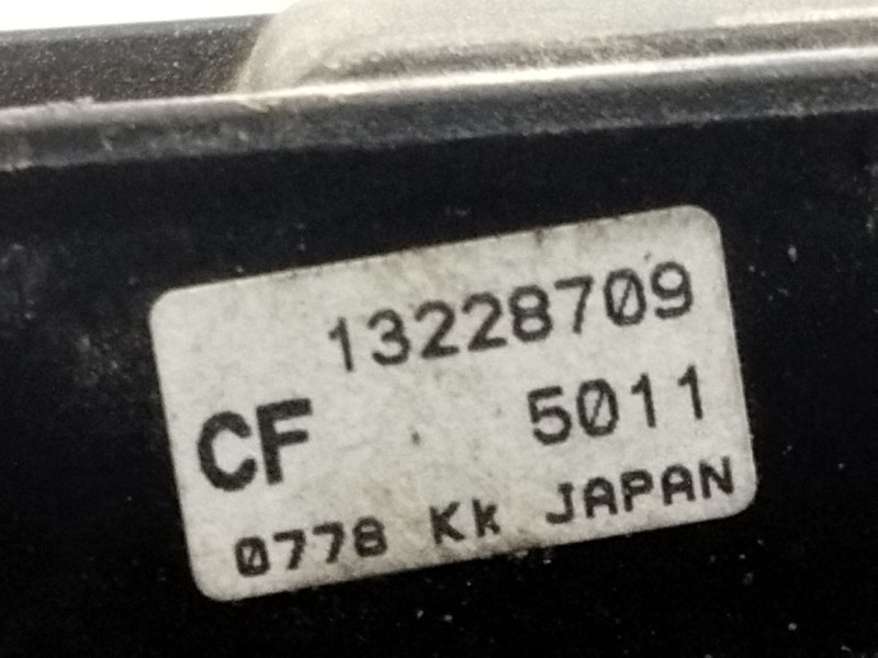 Recambio de mando elevalunas delantero derecho para opel astra h ber. 1.7 16v cdti referencia OEM IAM 13228709  