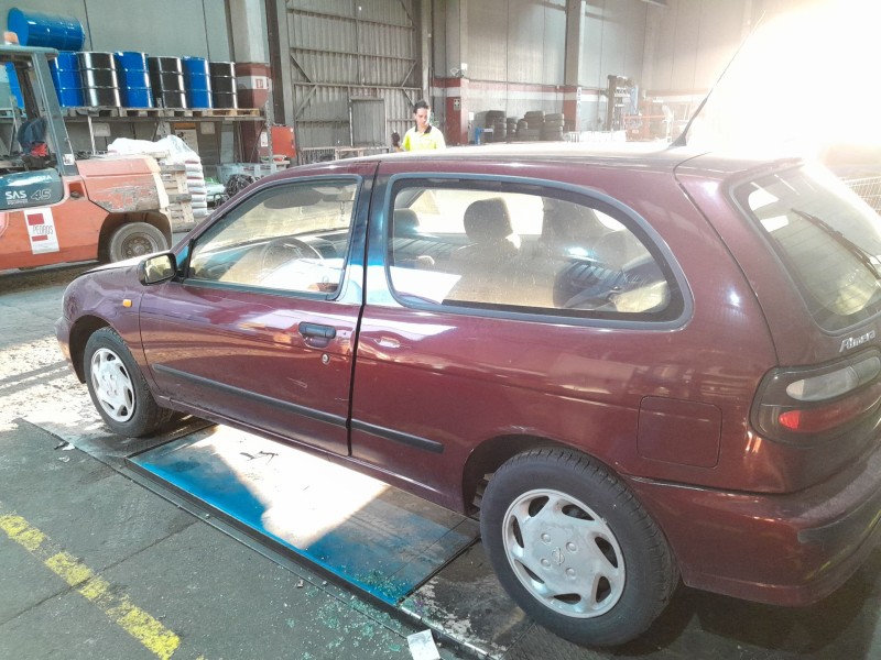 nissan almera (n15) del año 1999