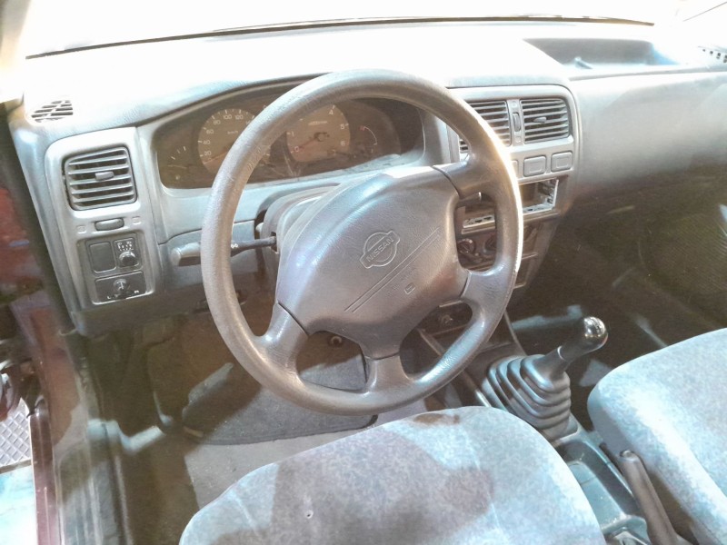 nissan almera (n15) del año 1999