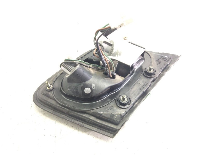 Recambio de piloto trasero izquierdo porton para nissan almera (n15) 2.0 diesel referencia OEM IAM   