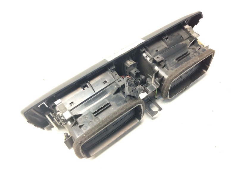 Recambio de aireador central para bmw serie 1 lim. (f20) 120d referencia OEM IAM 920711610  