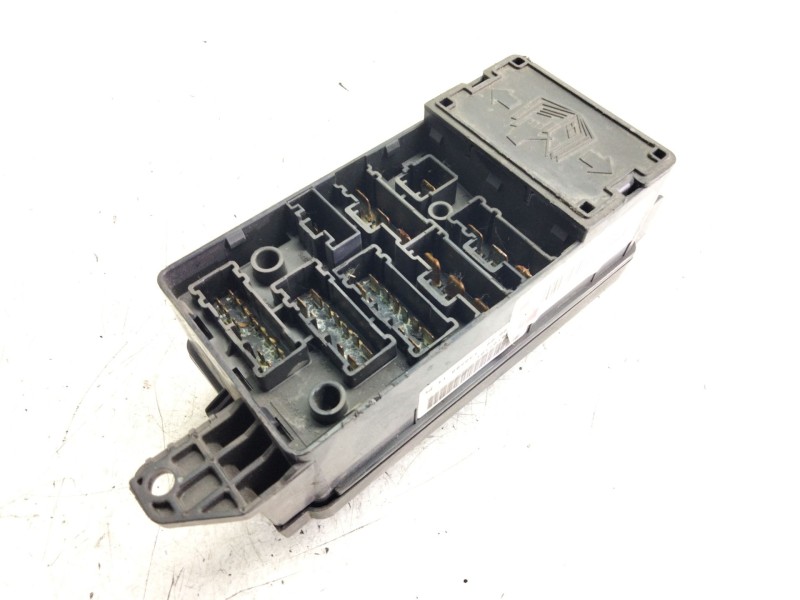 Recambio de caja fusibles para bmw mini (r50,r53) referencia OEM IAM 148079008  