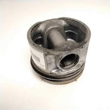 Recambio de piston para nissan terrano/terrano.ii (r20) 2.7 turbodiesel referencia OEM IAM   111121