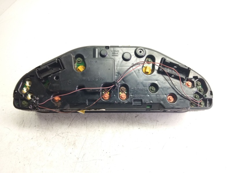 Recambio de cuadro instrumentos para mercedes clase e (w210) berlina diesel 270 cdi (210.016) referencia OEM IAM A2105405248  