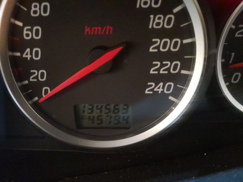 nissan primera berlina (p12) del año 2004