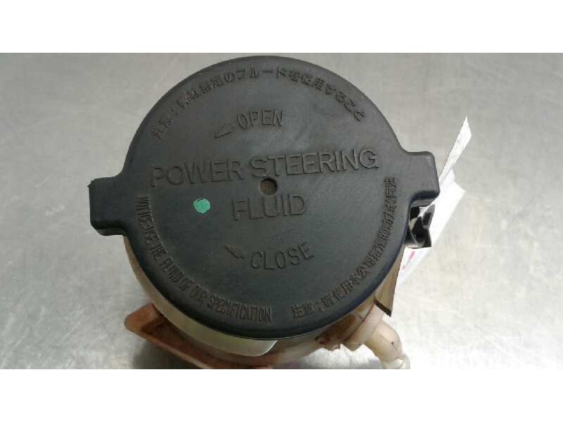 Recambio de deposito liquido direccion para toyota hilux (kun) 2.5 turbodiesel referencia OEM IAM   